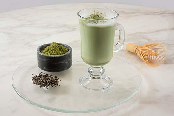 How to Make the Best Matcha Lattes at Home