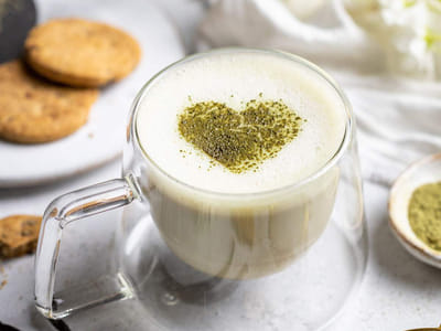 Amp Up Your Energy: The Caffeine Content in Matcha vs. Other Drinks