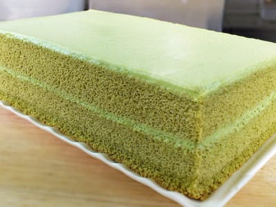 Indulge in the Perfect Matcha Cake: A Step-by-Step Recipe Guide